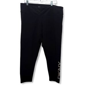 DKNY Blingy Logo Capri Length Workout Yoga Lounge Pants Plus Size 2X Black *READ
